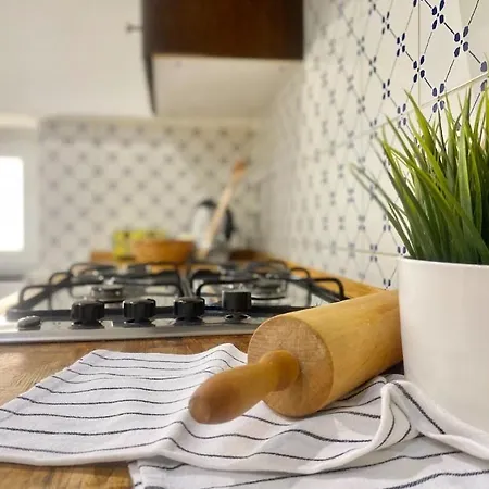 Del Duca Apartment